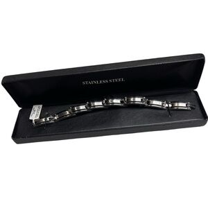 Stainless Steel Nailhead Mens Bracelet *See‎ Description*